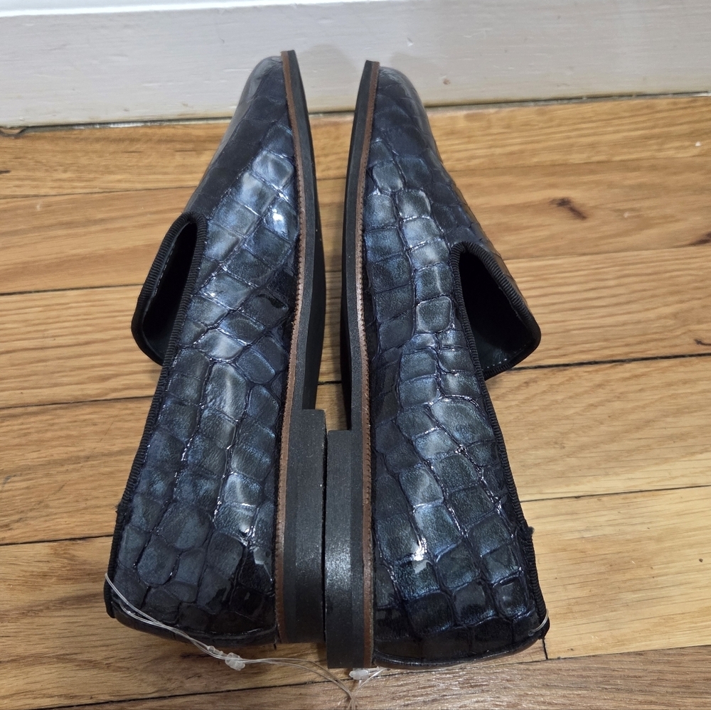 Venettini Crocodile Embpssed Loafers - Picture 3 of 8